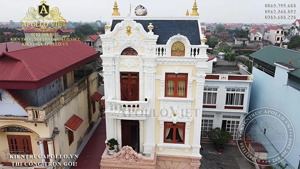 thi-cong-biet-thu-pho-tan-co-dien-3-tang-8m-2