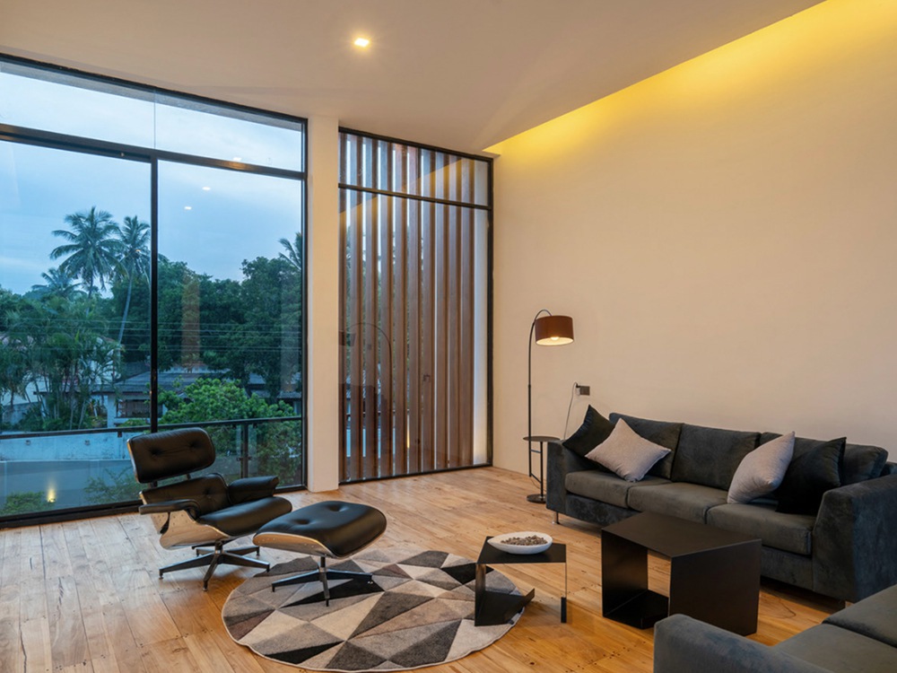 biet-thu-hien-dai-2-tang-mat-tien-10m-3