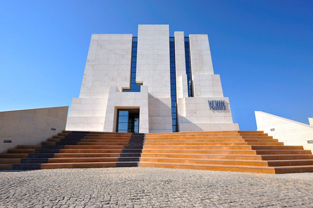 mau-da-op-tuong-mat-tien-dep-1